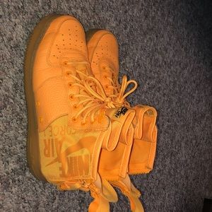 Nike x OBJ Air Force 1 high yellow- size 10